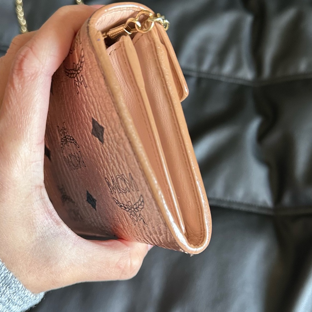 MCM pink crossbody - Picture 8 of 14